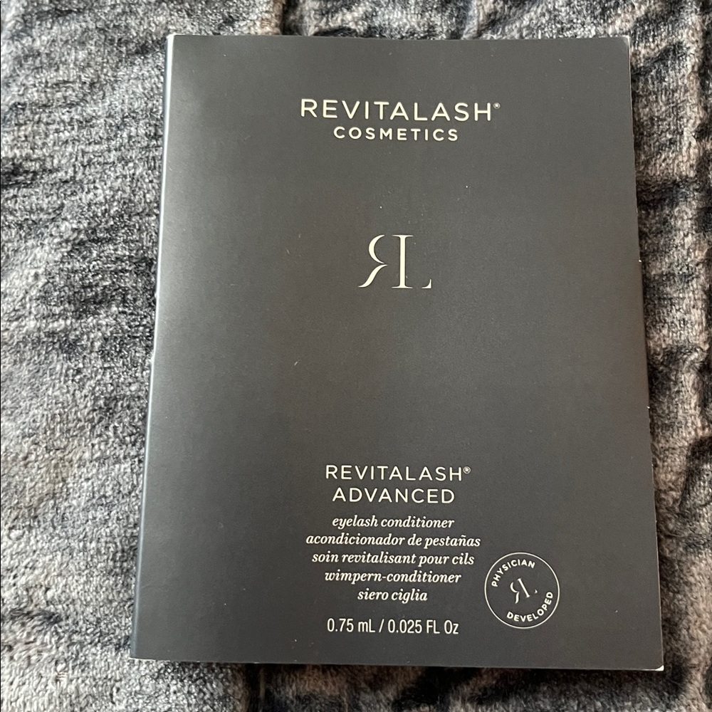 New Revitalash Cosmetics Revitalash Advanced Eyelash Conditioner - 0.75 mL